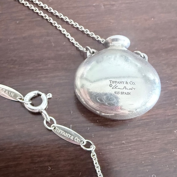 Genuine Tiffany &Co. Sterling Silver Heard Ware bracelet and Oil Charm necklace - Picture 3 of 5